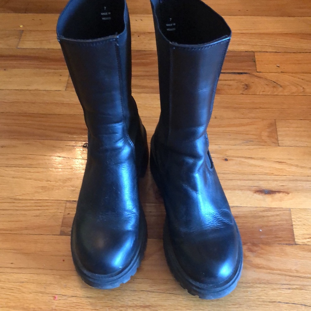 Steve Madden mid calf boot